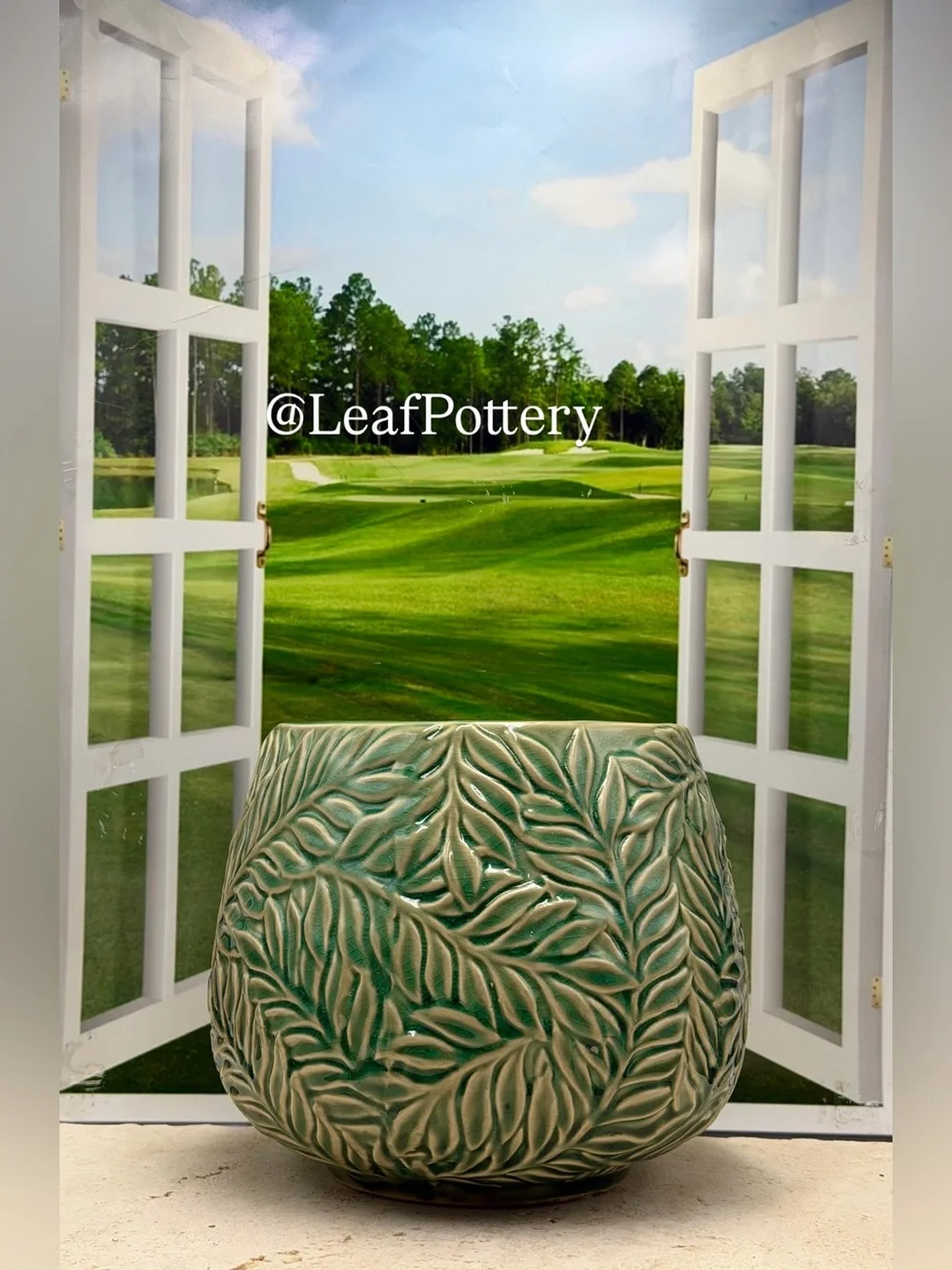 Green Leaf Ceramic Planter 7x7, Textured Fern Leaf Flower Pot with Drainage Hole